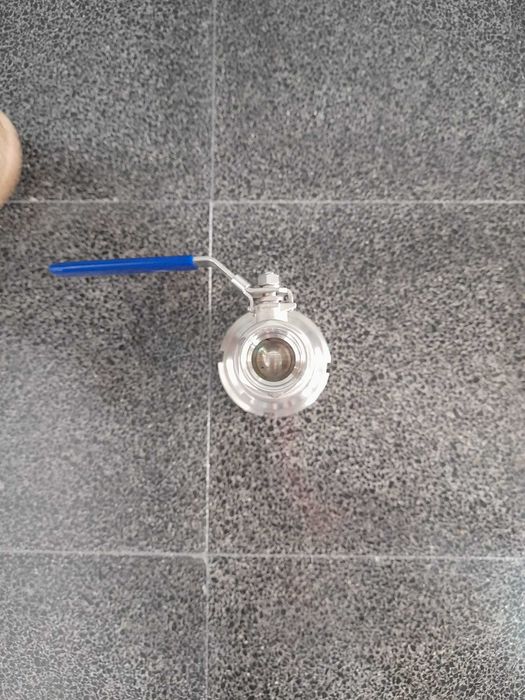 Torneira adaptada - Depósito leite refrigerado