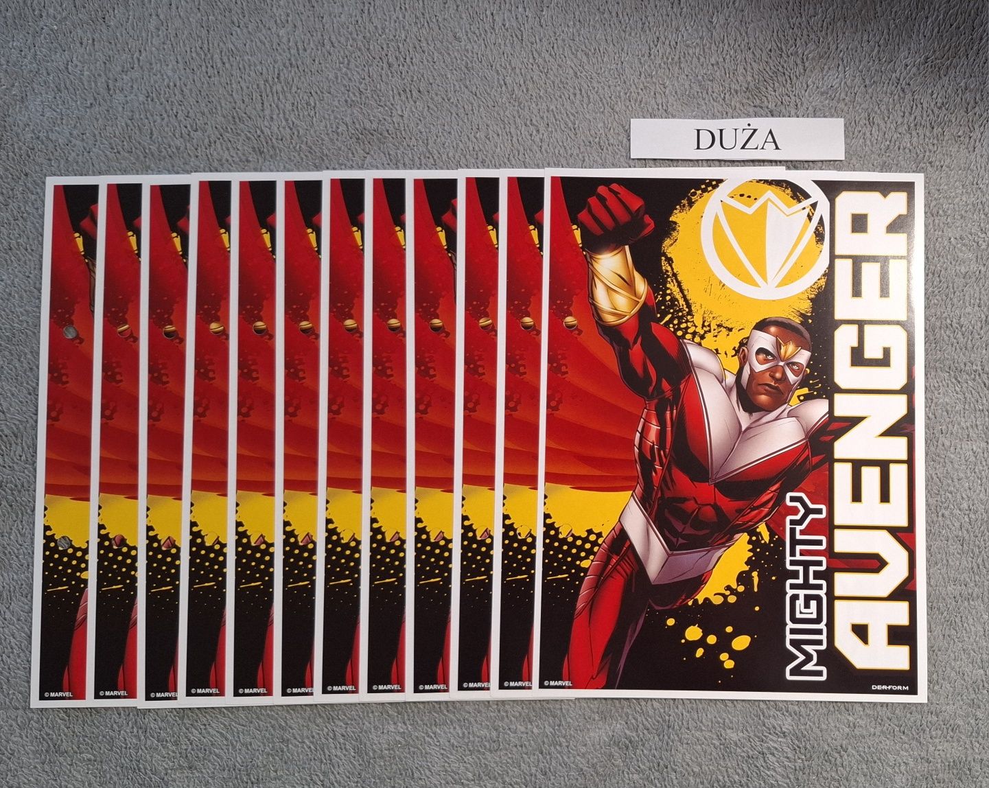 Duża karteczka do segregatora avengers
