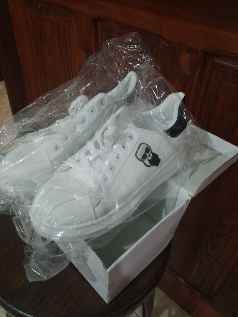 Sneakersy białe Karl Lagerfeld