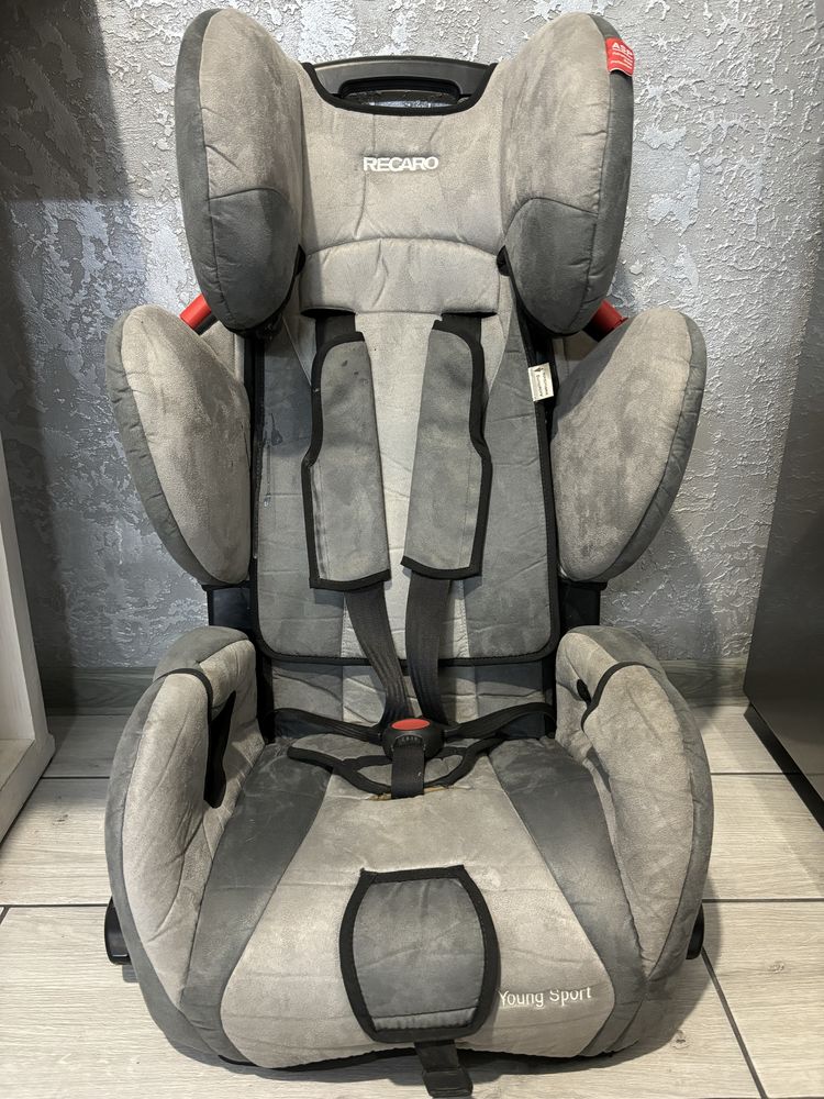 Автокрісло Recaro young sport plus автокресло