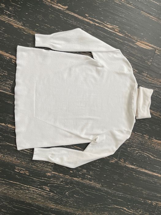 Preppy. Свитер гольф белый 66% вискоза р S/М