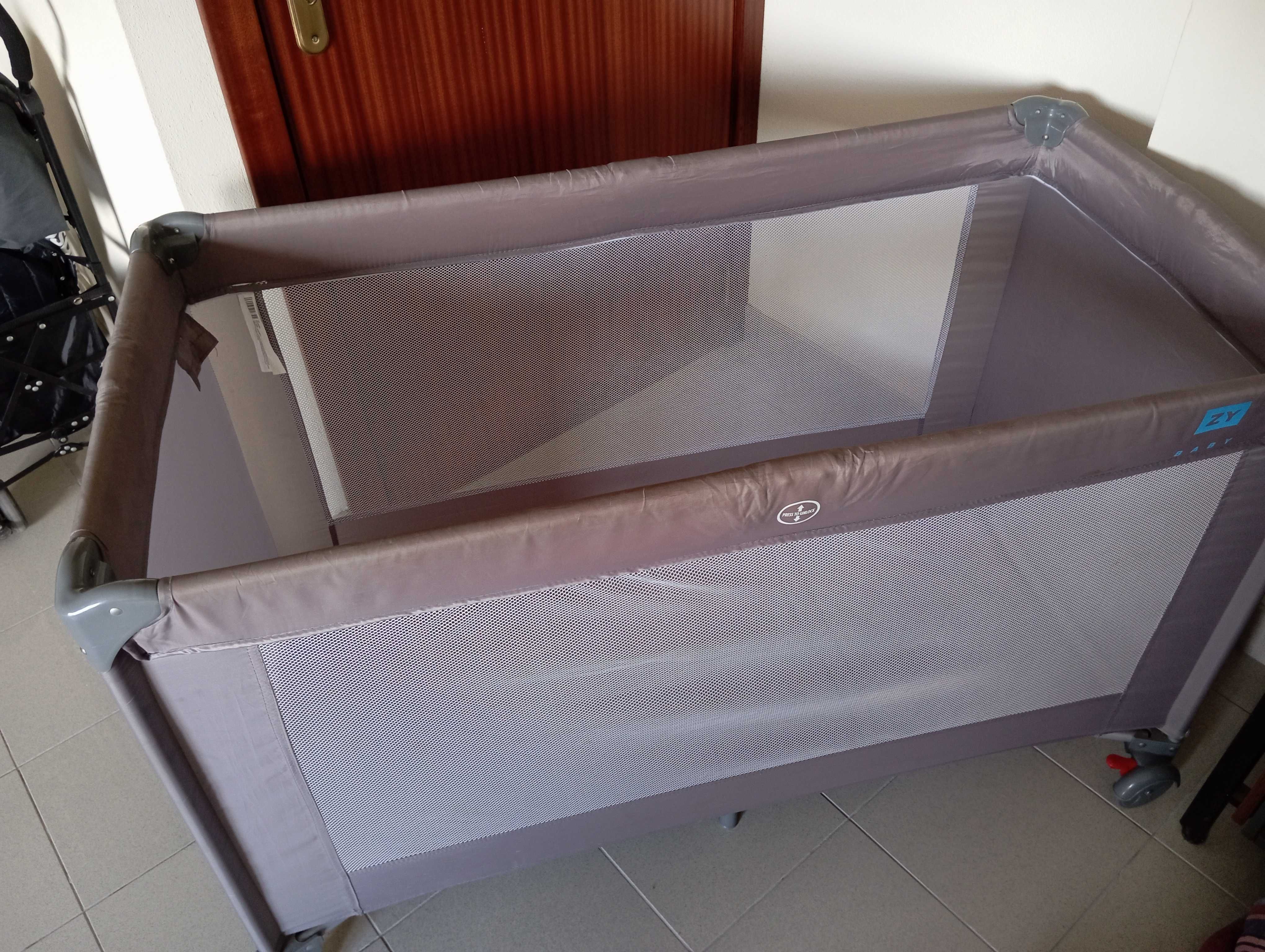 Cama de viagem/parque