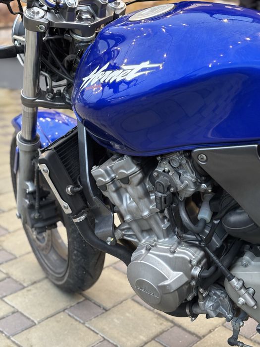 Продам honda hornet 600 в отличном состояние