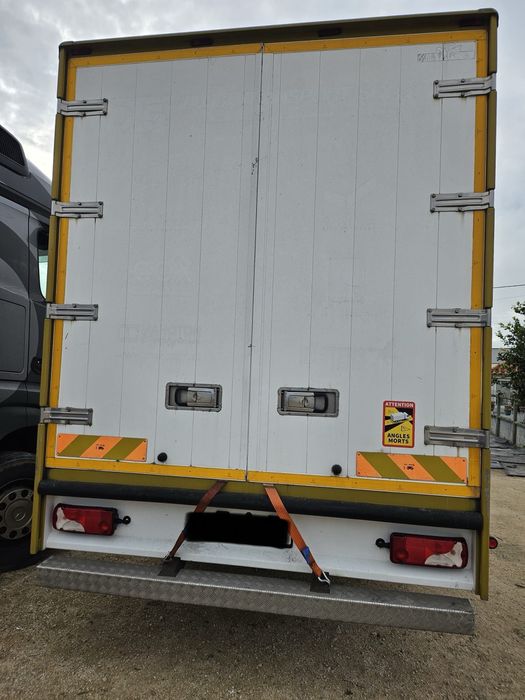 Camion Scânia……,