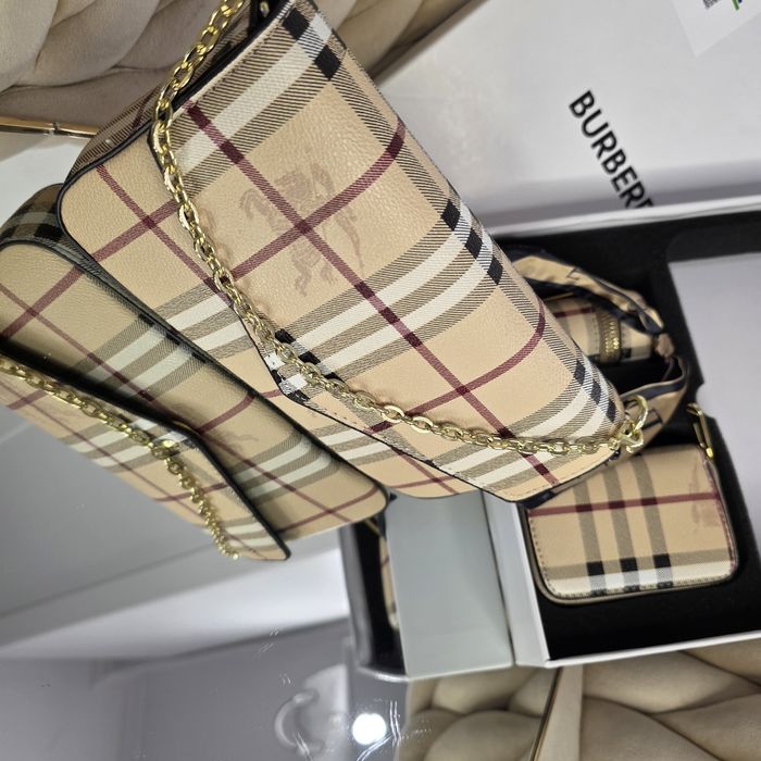 Komplet zestaw  BURBERRY torebka  beżowa portfel zawieszka