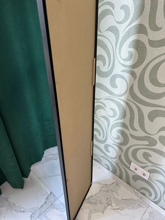 Продам зеркало нове