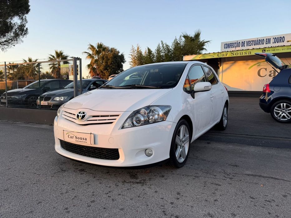 Toyota Auris 1.4 D4D Sport