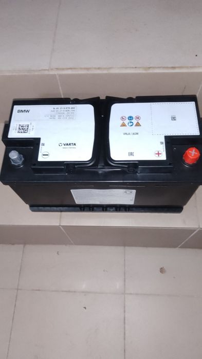 Akumulator Varta logo BMW