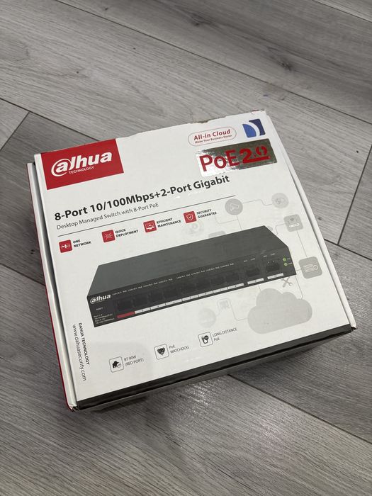 8-портовий керований PoE комутатор Dahua DH-CS4010-8ET-110