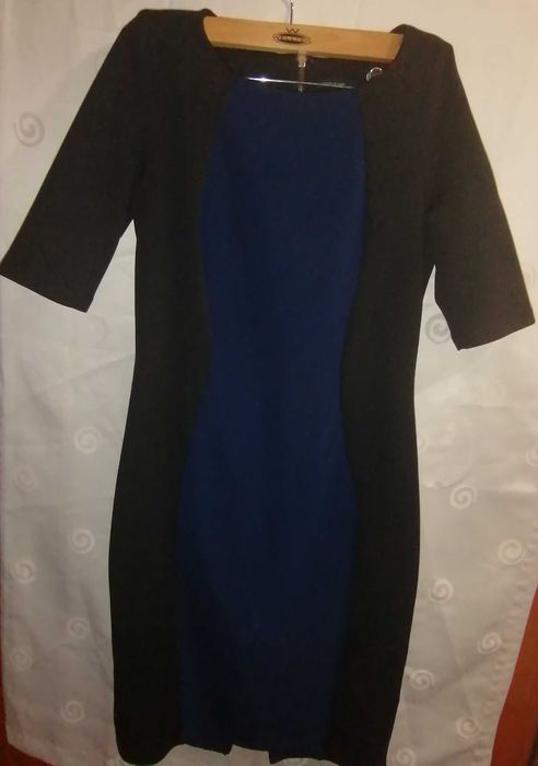 Продам платье женское