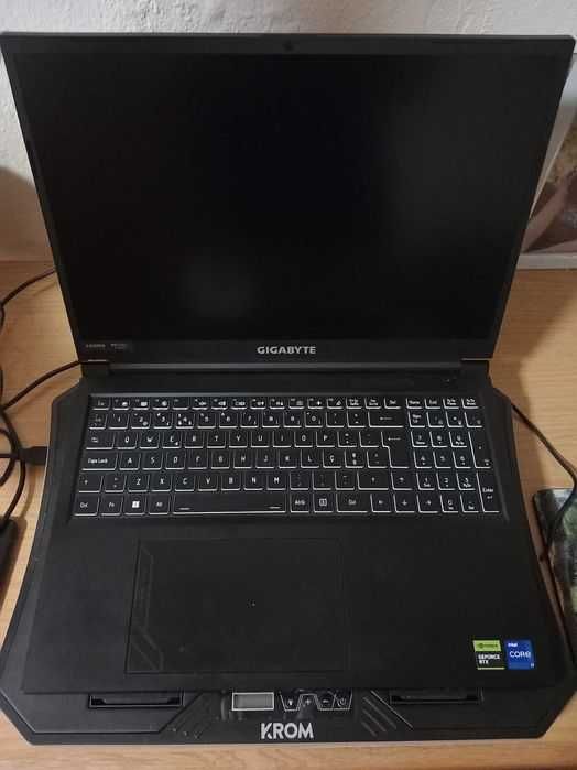 Vendo Portátil Gigabyte 16" G6 (2023) KF-H3PT854SD