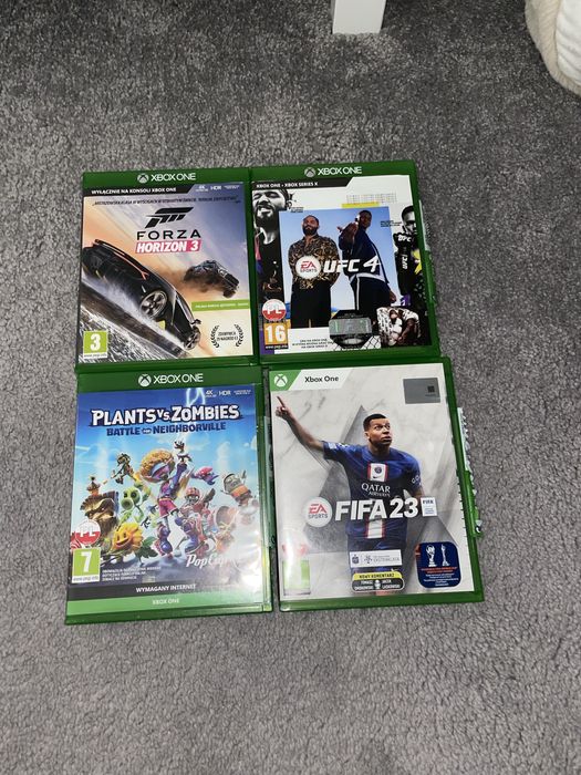 Xbox One S 1TB + 2 pady i gry