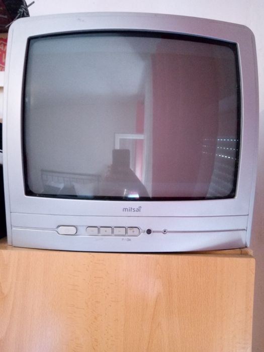 TV mitsai em bom estado