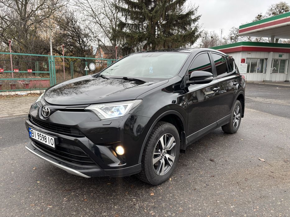 Рав 4. 2.0 газ бензин. Повний привід!