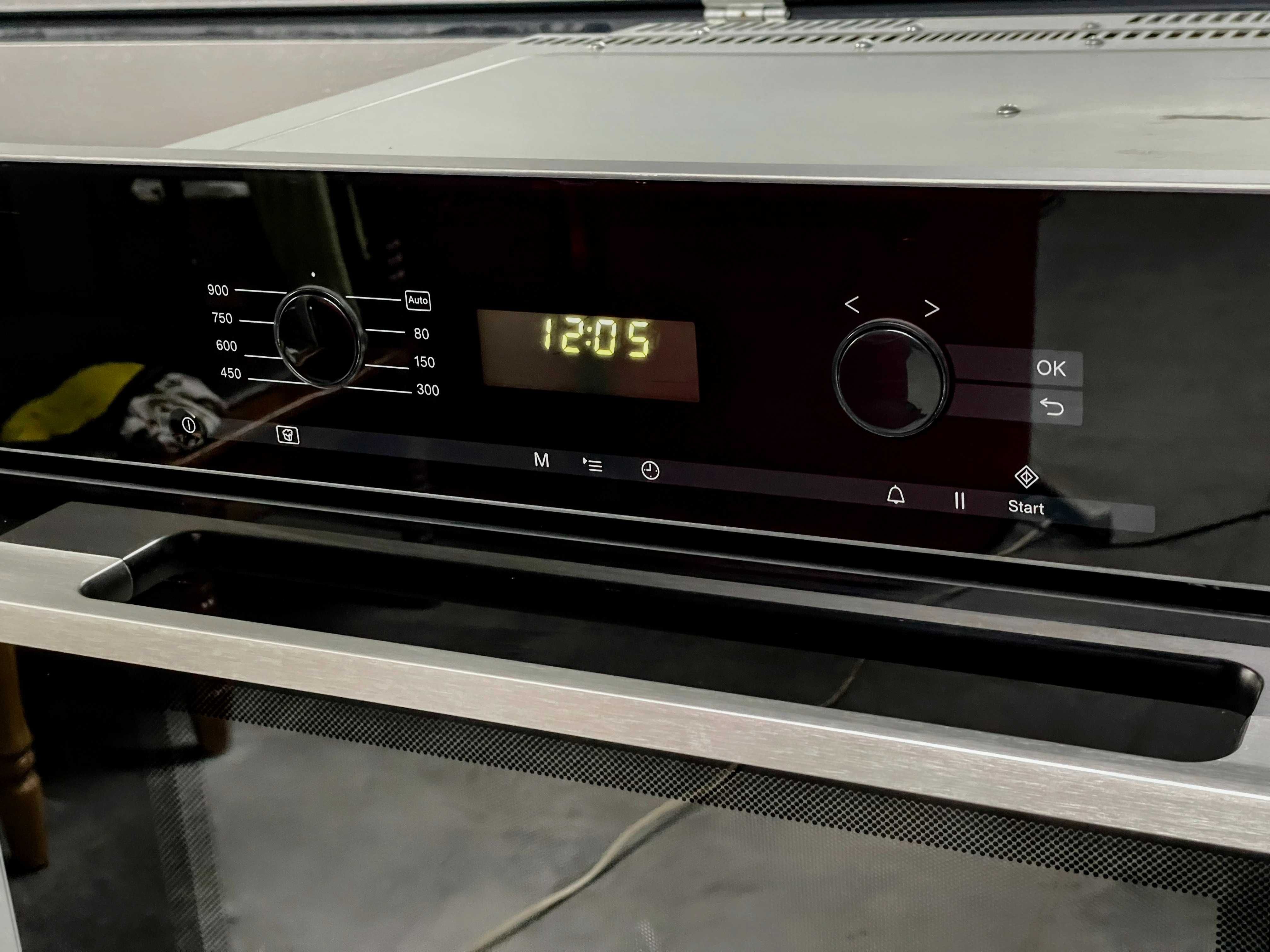 Комплект Miele: Духова шафа з Пароваркою + Мікрохвильовка 6 серії
