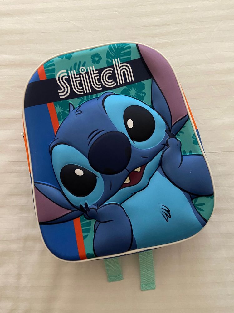 Mochila Stitch 30cm - Material Escolar