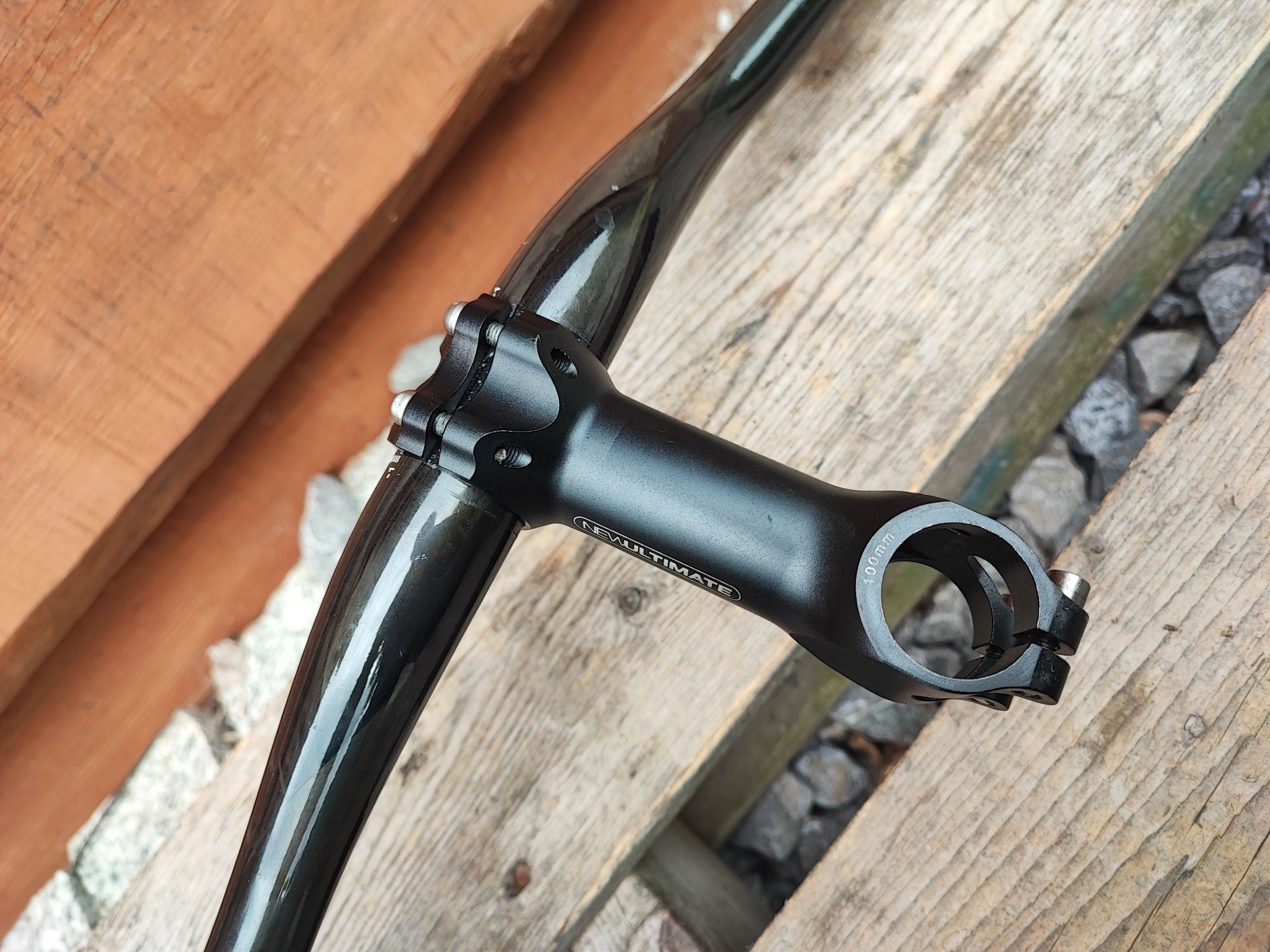 Kierownica i mostek rowerowy Newutimate Carbon alu 31.8 retro mtb