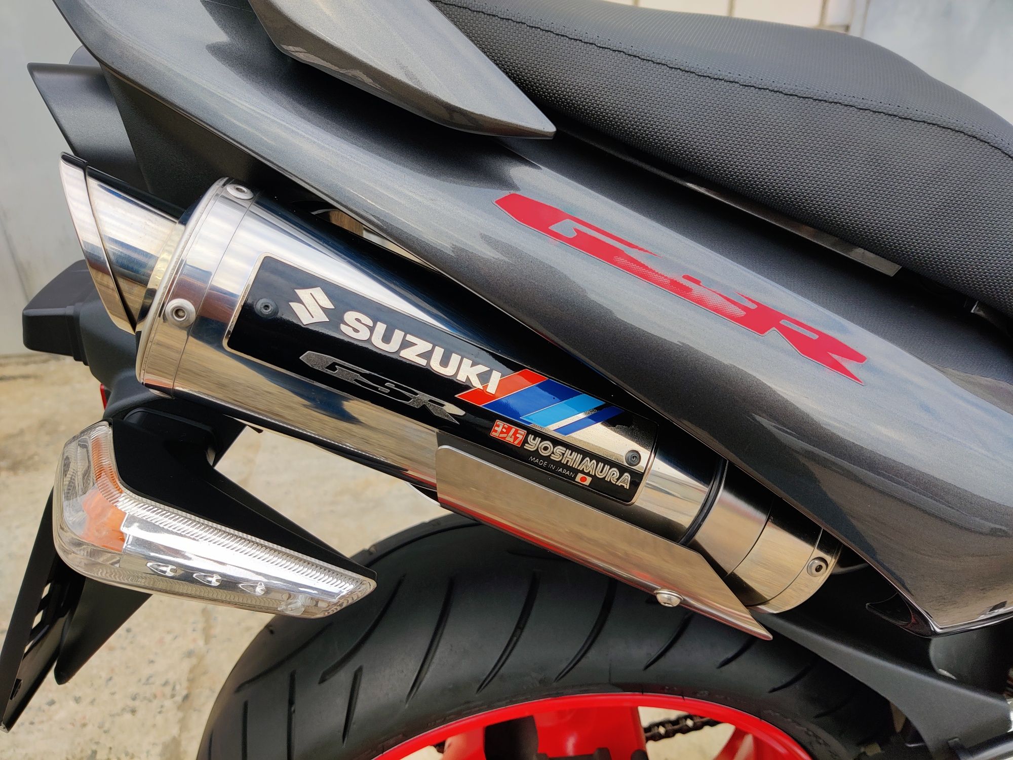 Suzuki GSR 600 Yoshimura limited edition 2010