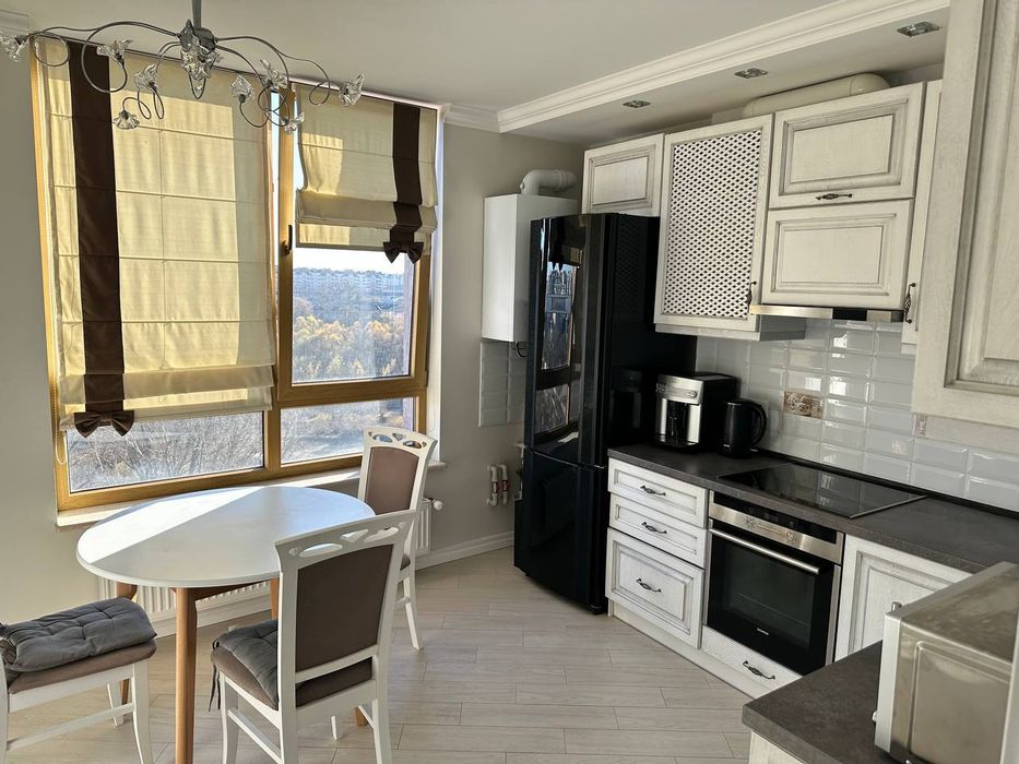 Оренда стильної  1к квартири 2здача Вільно