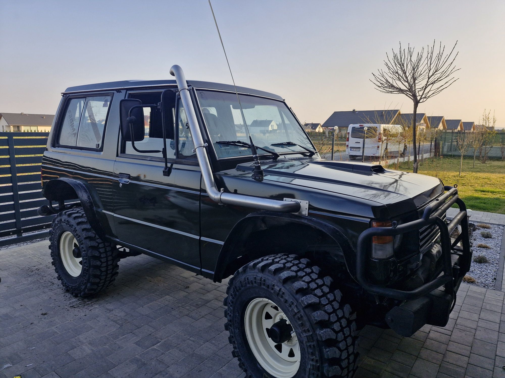 Mitsubishi Pajero 2.5