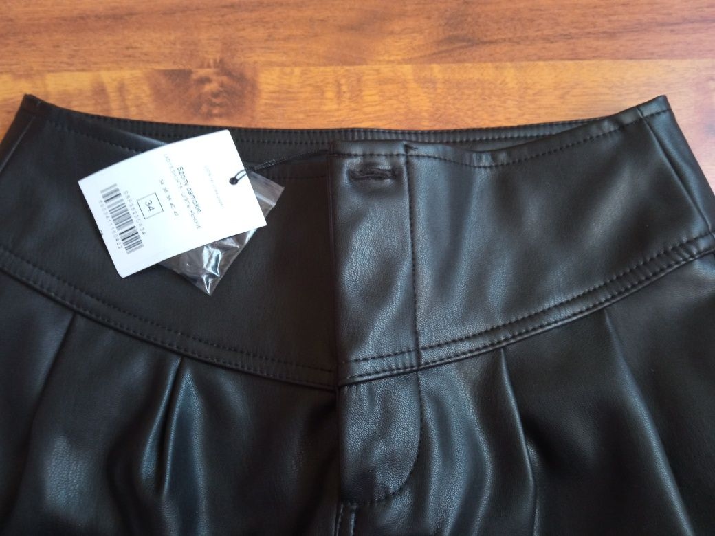 Spodenki ze eko-skóry r. XS/S r.36 Nowe! TopSecret