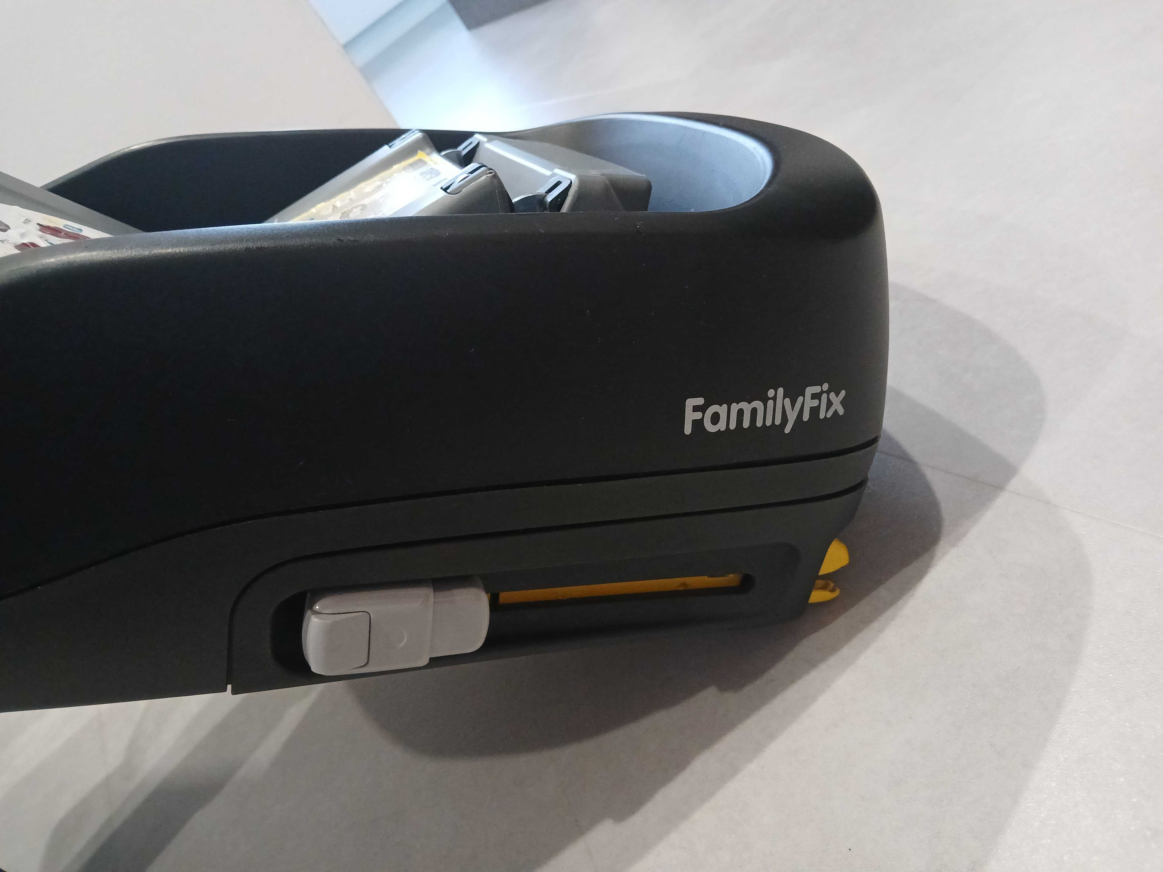 Fotelik samochodowy Maxi Cosi Pearl + baza FamilyFix
