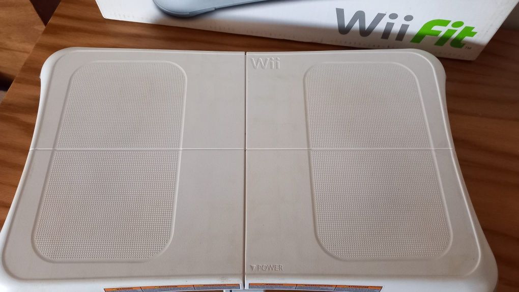 Nintendo wii com assessórios e jogos