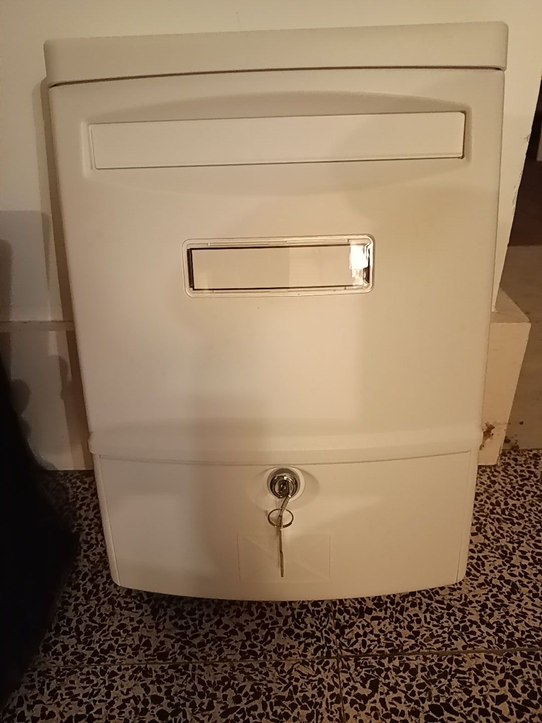 Caixa correio plástico branco