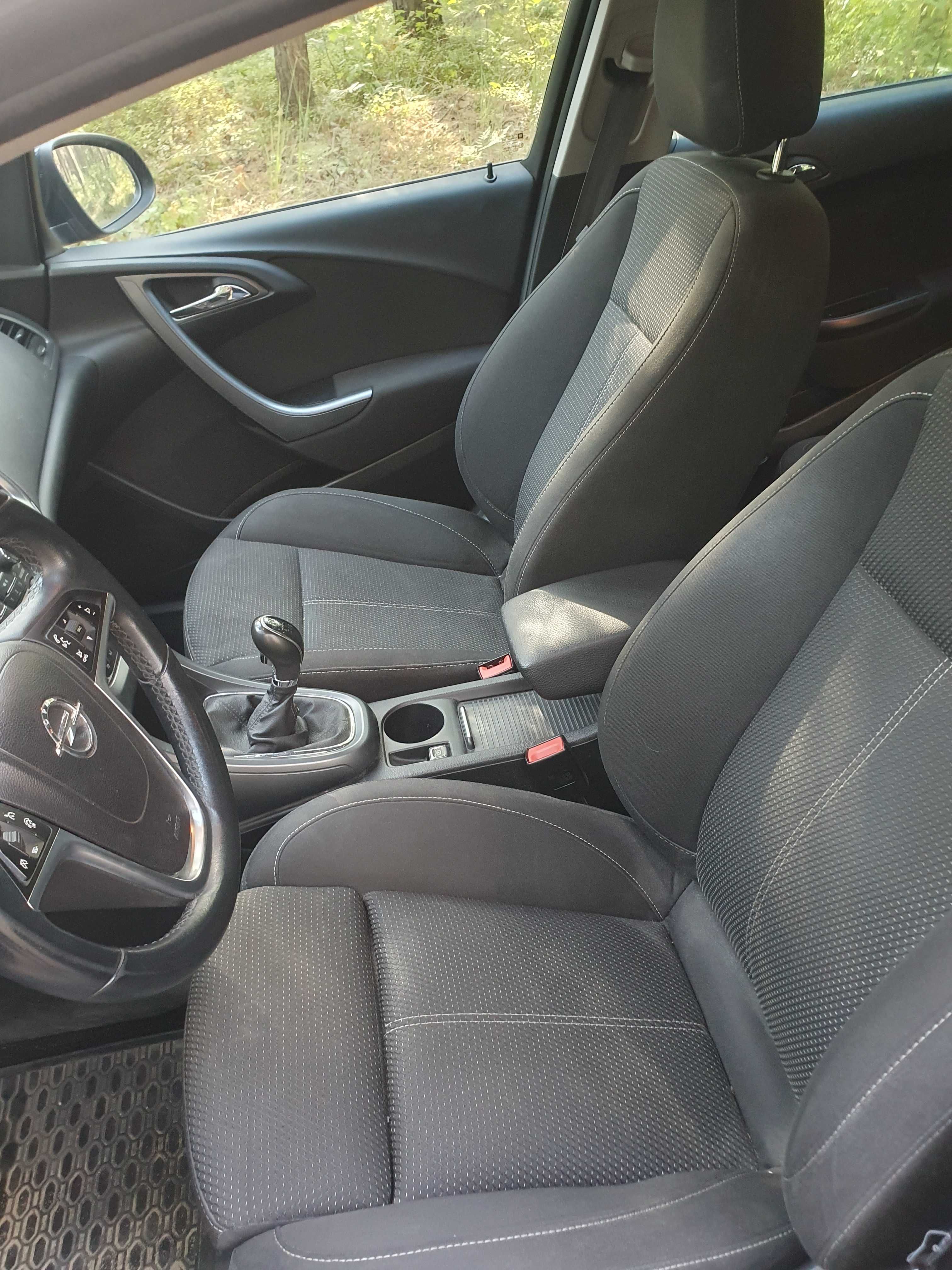 Opel Astra IV 1.6 CDTI ecoFLEX Sports Tourer Start/Stop Edition