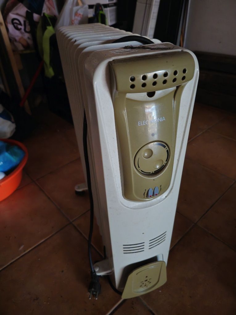 Aquecedor a óleo