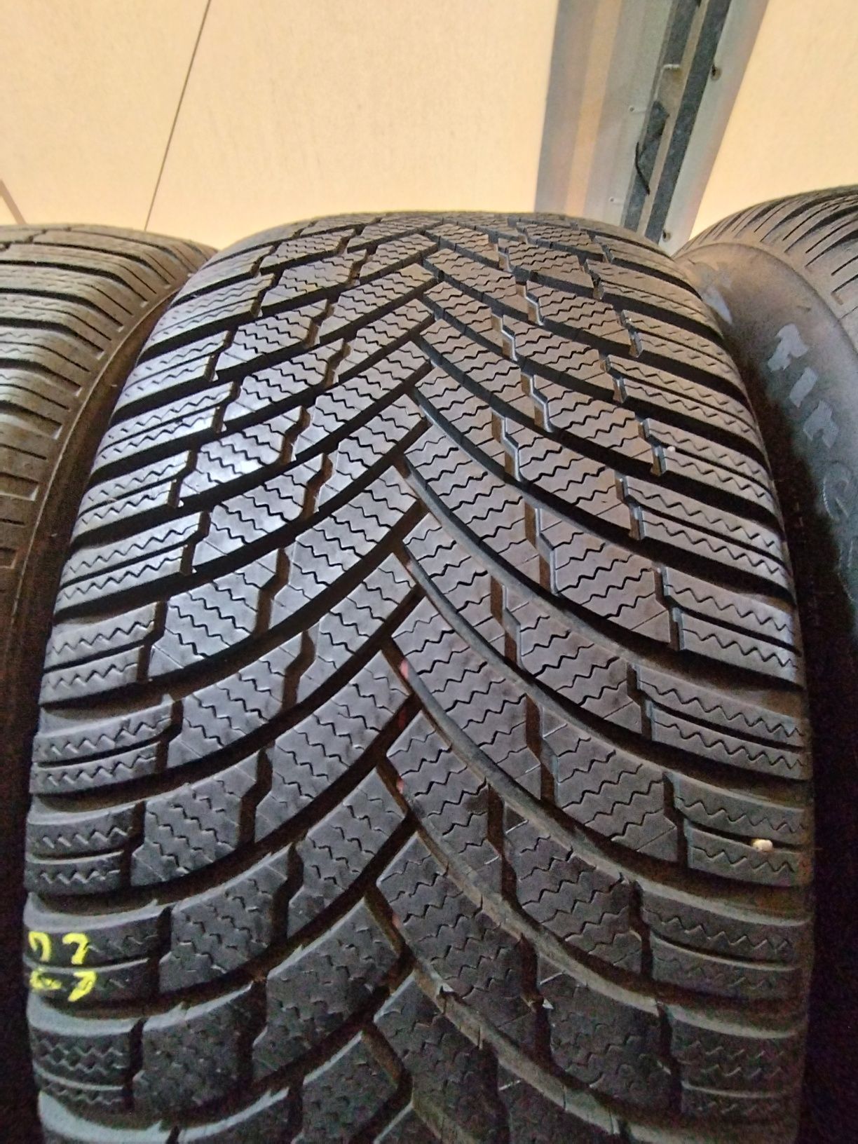 4x opony zimowe 275/45 r20 Firestone winterhawk 4 110v extra load