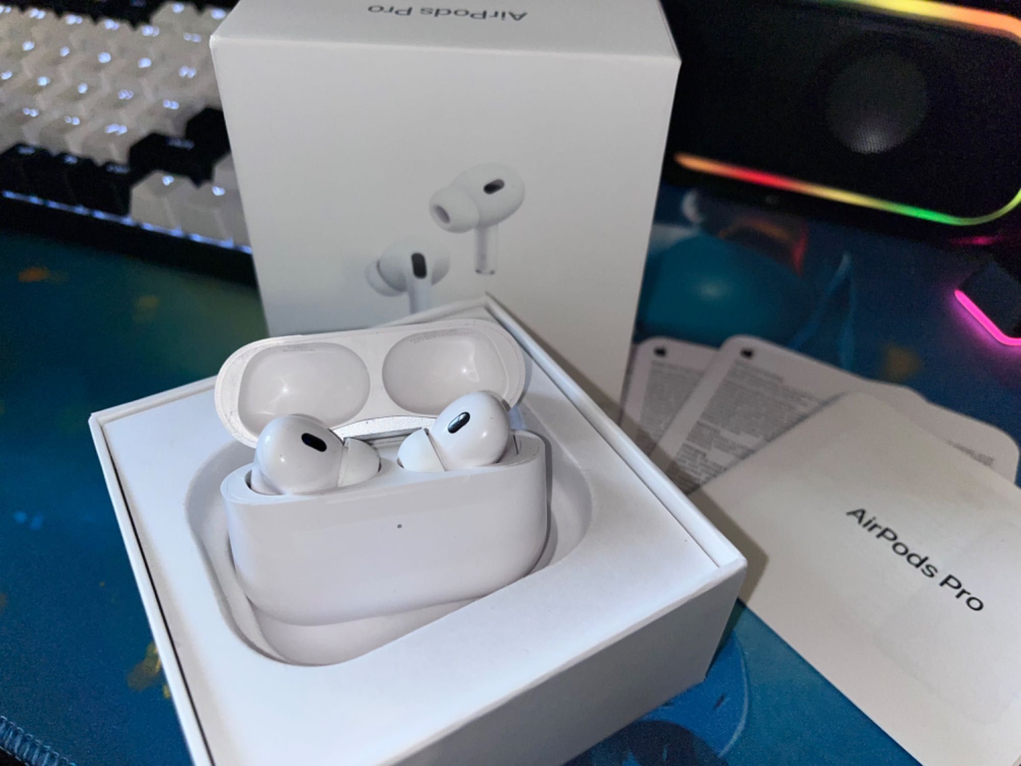 Продаю AirPods Pro 2