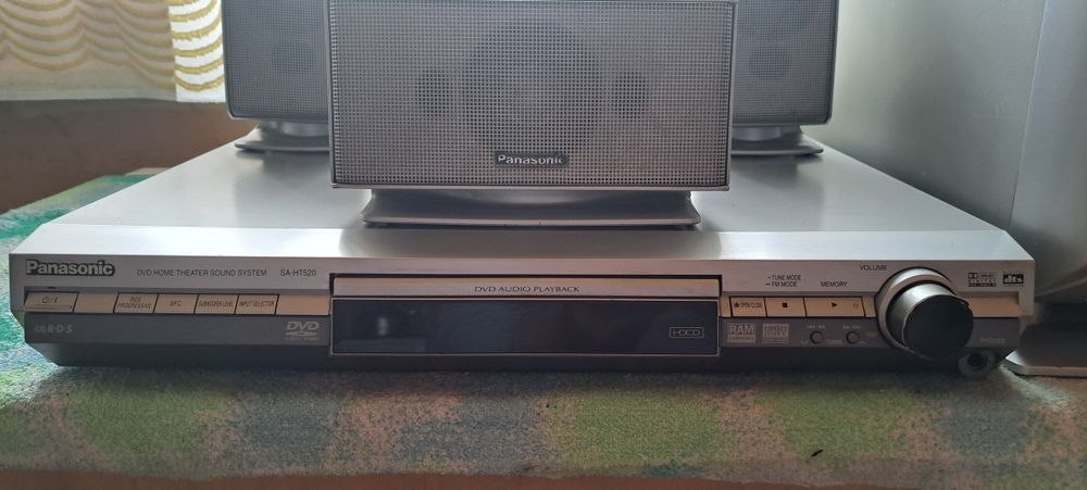 Kino domowe Panasonic SA-HT 520