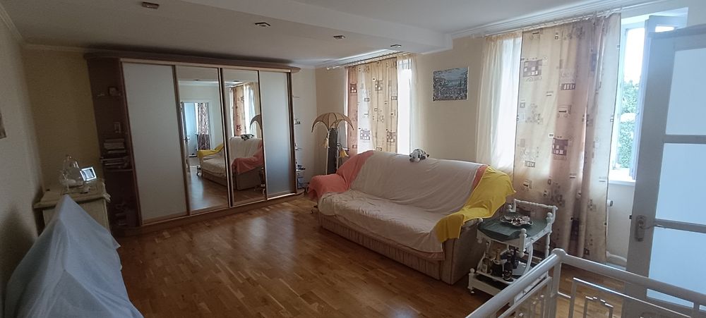 Продам отличный двухэтажный дом Заводской район