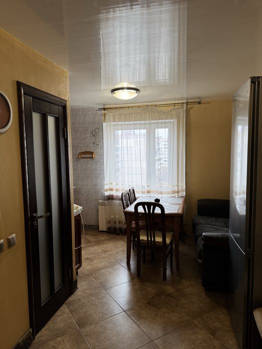 Продам 3-к квартиру у Бородинському мкрн.