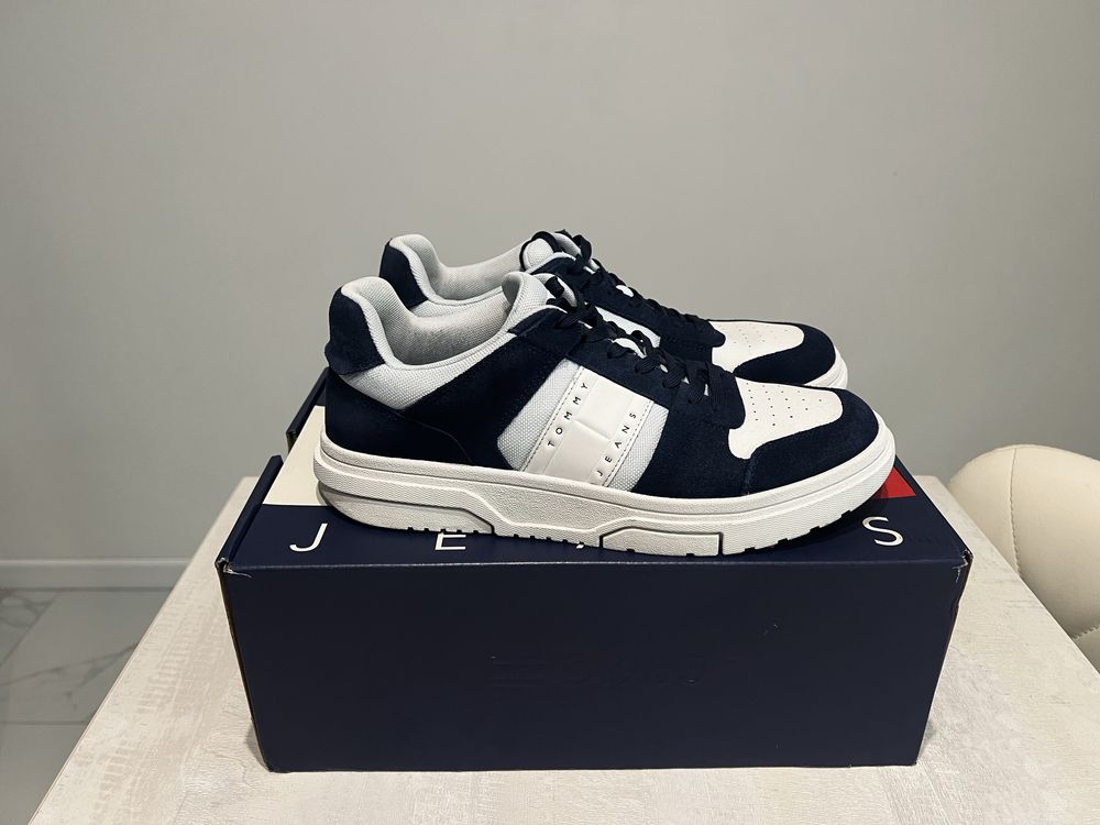 Tommy Hilfiger The BROOKLYN New (lora, balance, gant)