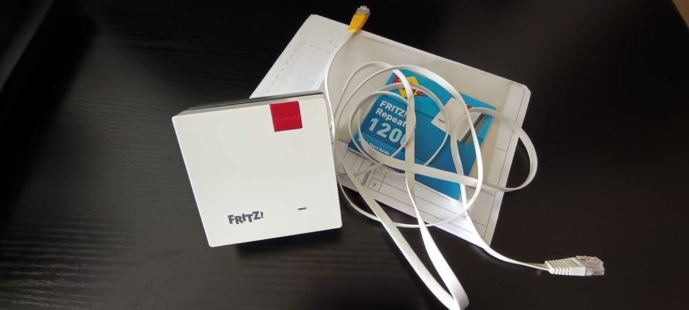 Repeater FRITZ1200 wzmacniacz WiFi WLAN 866 i 400 Mbit/s, Gigabit LAN