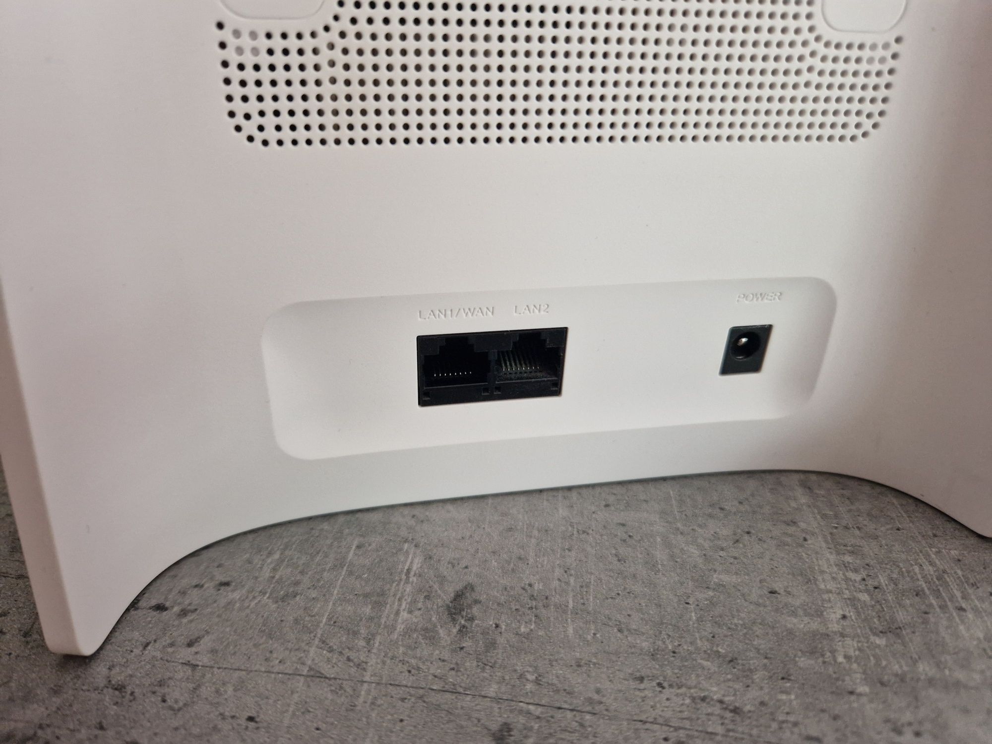 Router TCL Lte HH132VMVM