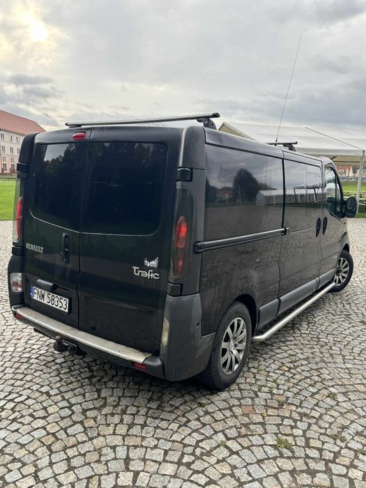 Renault Trafic long 6 osobowy