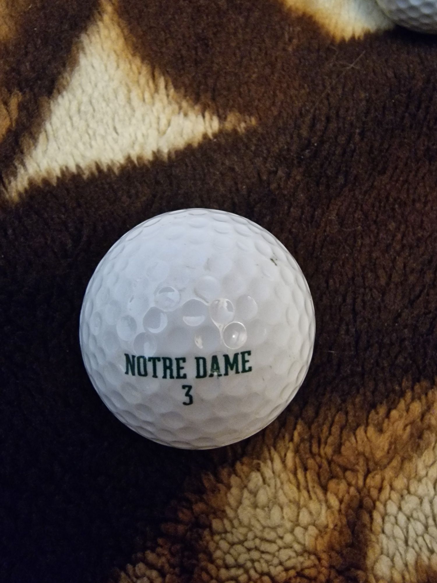 Piłka do golfa irish notre dame 3