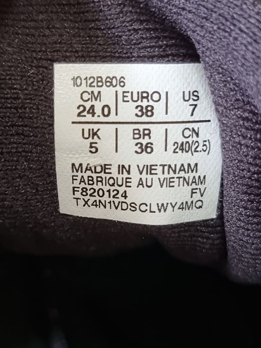 Оригінал 100% жіночі кросівки Asics Trabuco Max 3  EUR 38