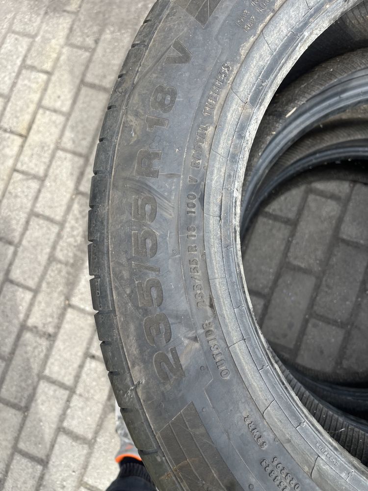 Шини Continental 235/55 R18