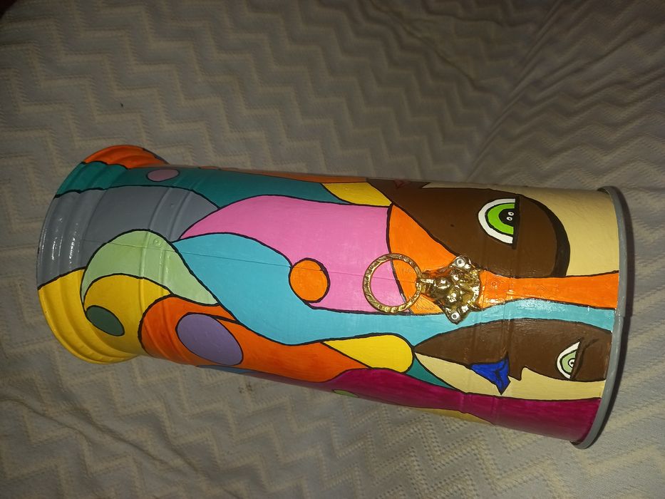 Porta guarda-chuvas e bengalas