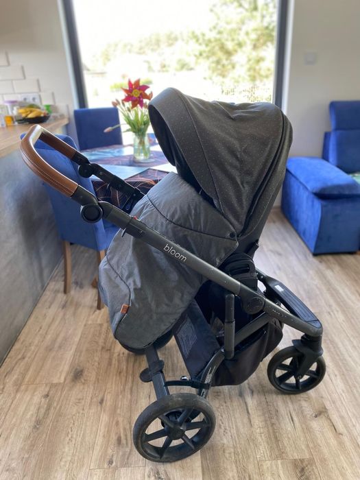 Wózek dziecięcy 2w1 Roan Bloom – gondola + spacerówka