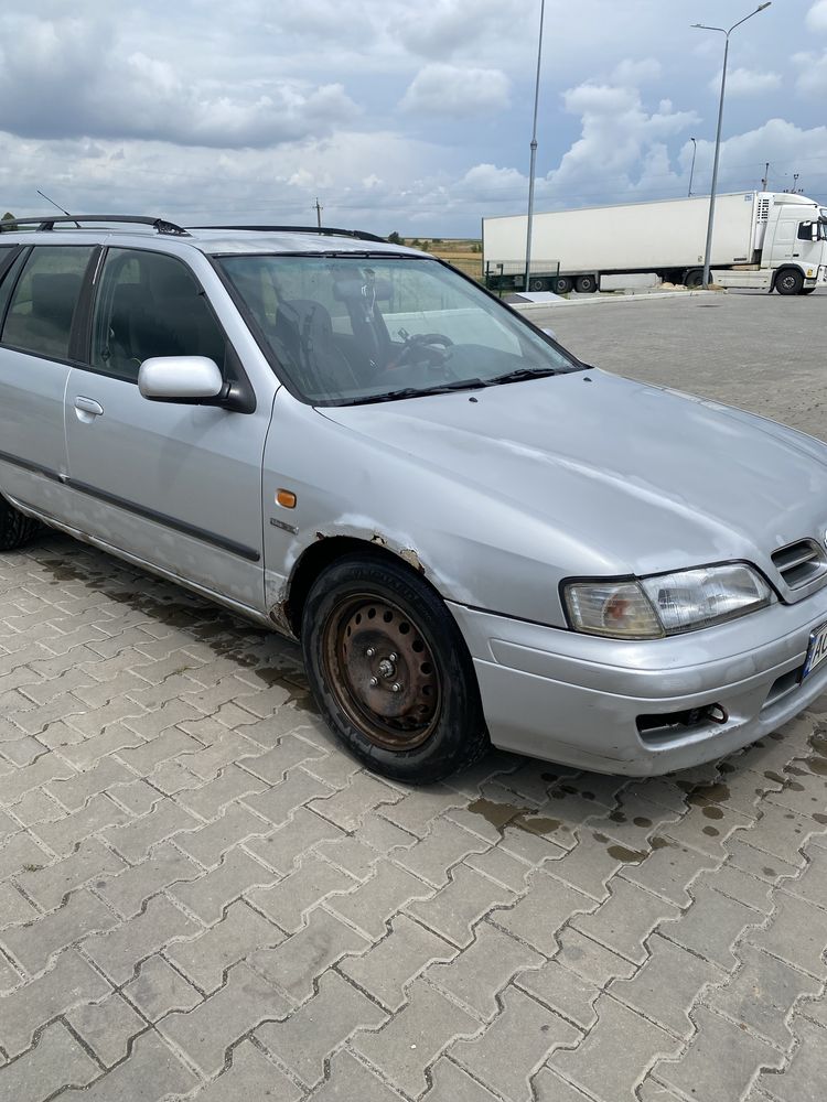 Продам Nissan primera