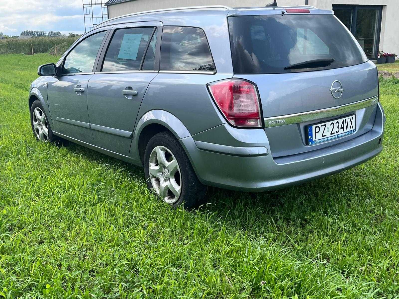 Opel Astra H 1.9CDTI 2007r