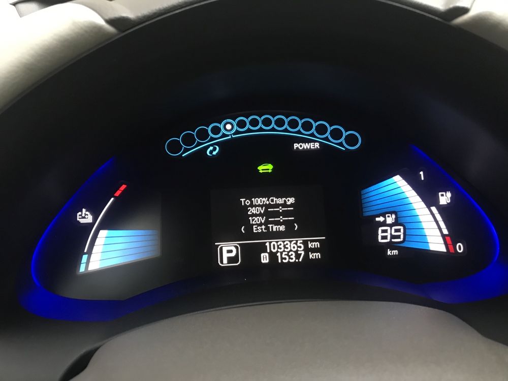 Продам Nissan Leaf SV 24 kw с Webasto