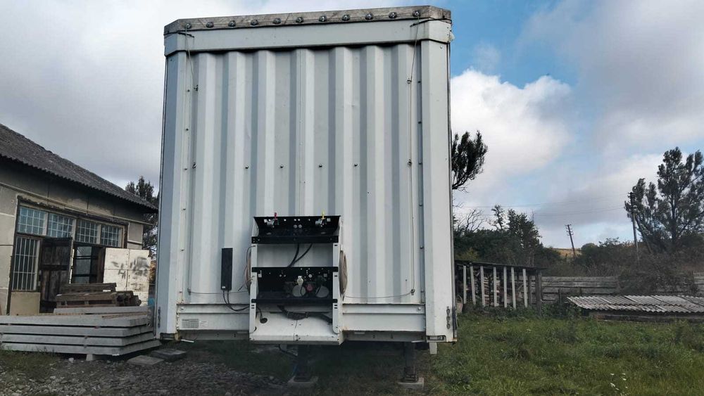 Причіп KRONE 2013 рік Гарний стан