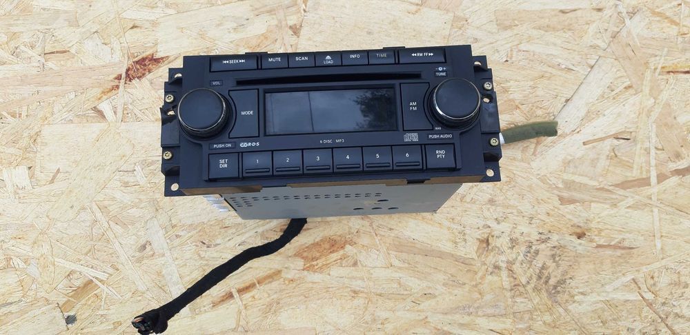 Radio Jeep Grand Cherokee 05-07r Dodge Ram