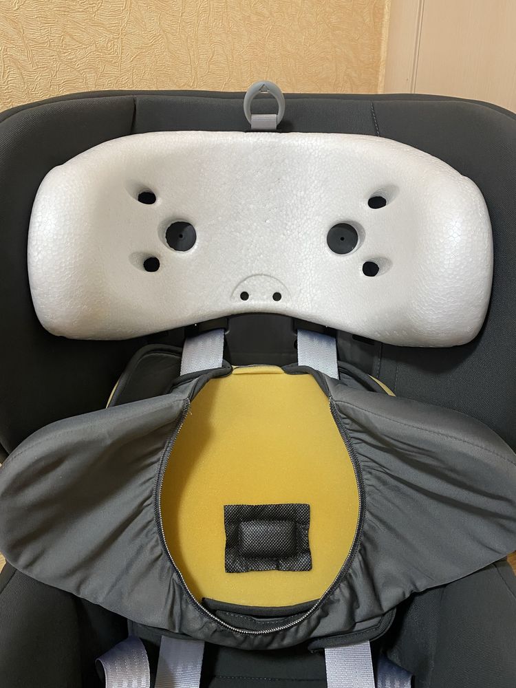 Автокресло Britax- Romer Trifix Isofix c 9 мес до 4 лет